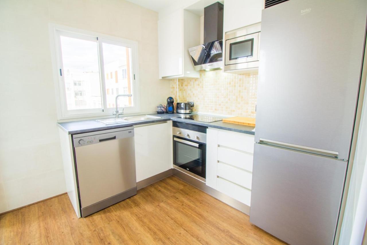 Beautiful Recently Renovated With Wifi And A C Lejlighed